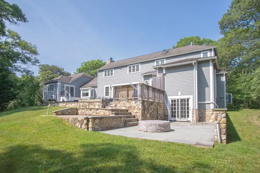 63 Bayes Hill Rd, Oak Bluffs, MA 02557 - Image #2