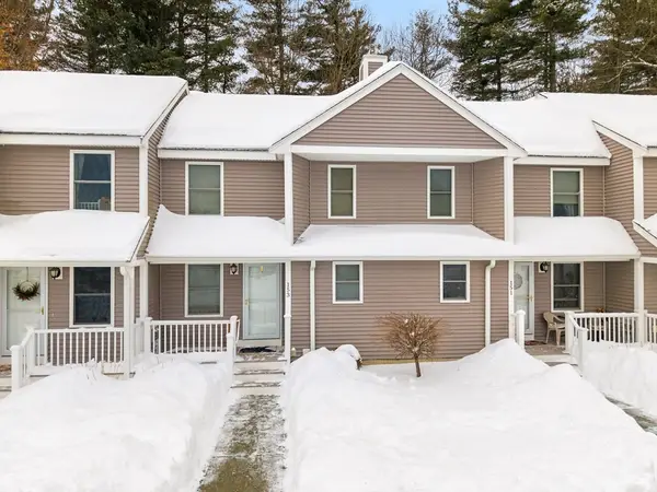 153 Bayberry Hill Ln #153, Leominster, MA 01453