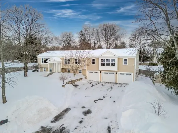 4 Richard Cir, Andover, MA 01810