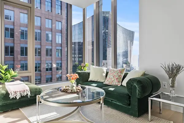 135 Seaport Blvd #1708, Boston, MA 02210