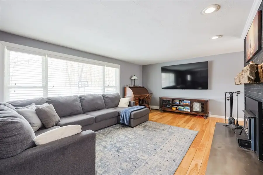 609 Ashby West Rd, Fitchburg, MA 01420 - Image #3