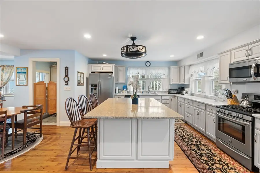 92 Marion Rd, Scituate, MA 02066 - Image #3