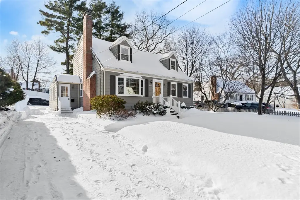 9 Pearl St, Walpole, MA 02081 - Image #1