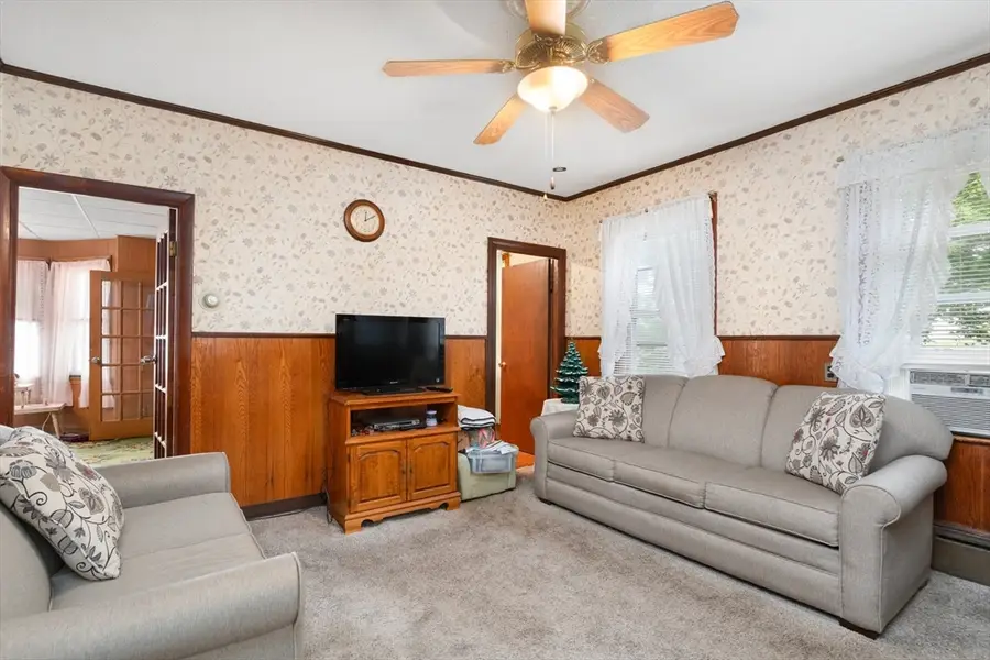 376 N Underwood St, Fall River, MA 02720 - Image #3