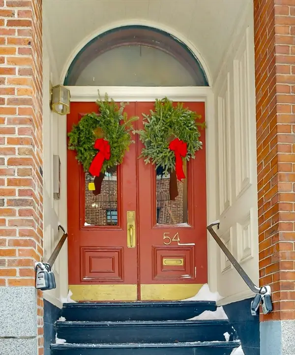 54 Temple Steet #2, Boston, MA 02114