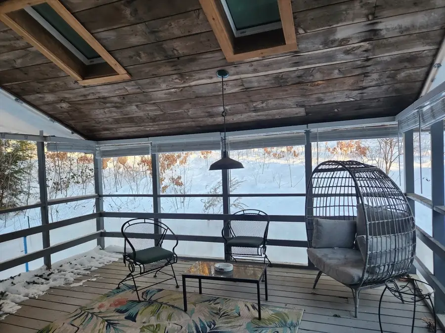 10 Bray Ct, Pelham, MA 01002 - Image #3