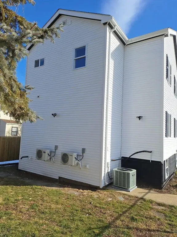 21 Boyden St, Fall River, MA 02721 - Image #2