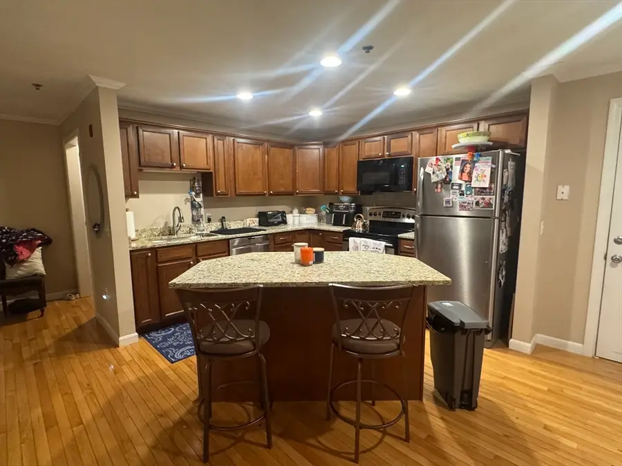 216 Reservoir St #208, Holden, MA 01520 - #2