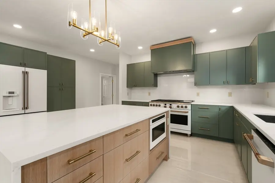 140 York St, Canton, MA 02021 - Image #3