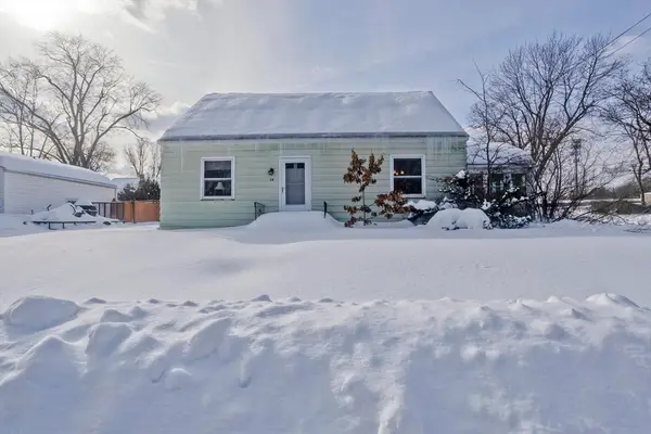 54 Dudley St, Springfield, MA 01095