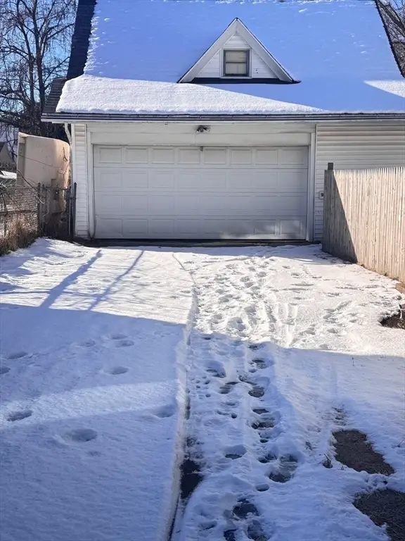 41 Lynwood Ave, Holyoke, MA 01040 - Image #2