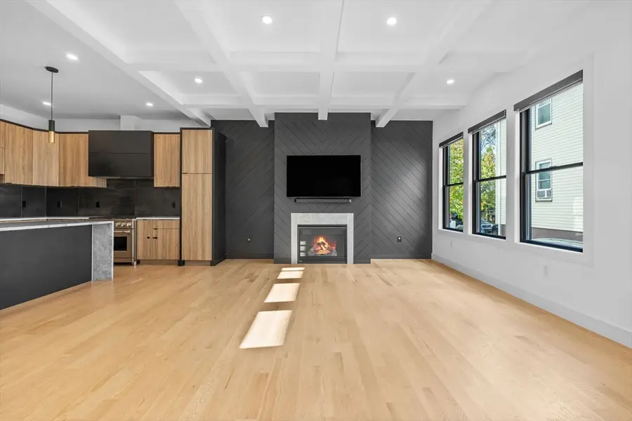 1917 Commonwealth Ave #1917, Newton, MA 02466 - Image #2