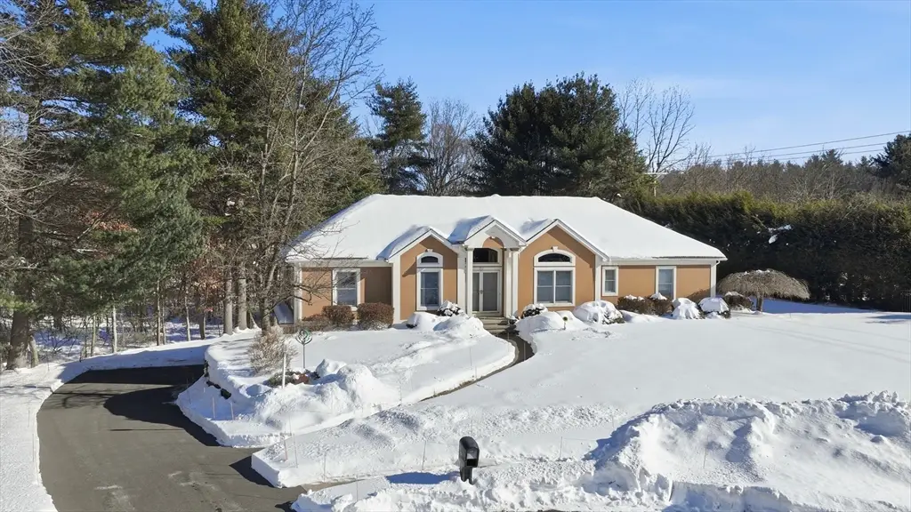 25 Winding Brook Ln., East Longmeadow, MA 01028 - #1