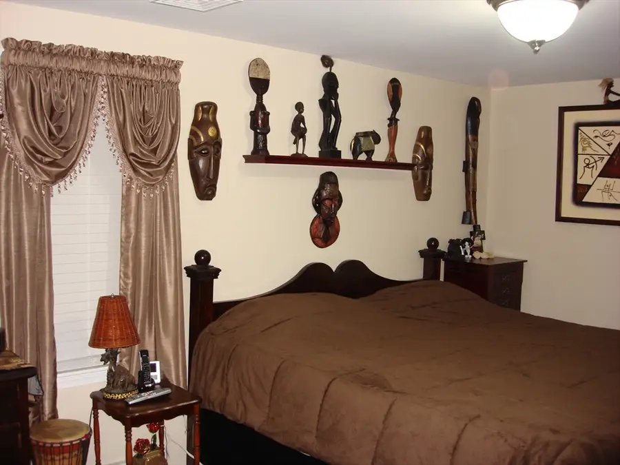 223 Charge Pond Rd, Wareham, MA 02571 - Image #2