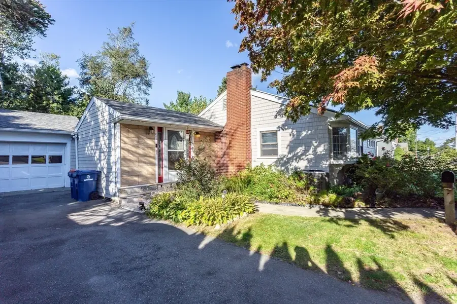 209 Jarry St, New Bedford, MA 02745 - Image #2