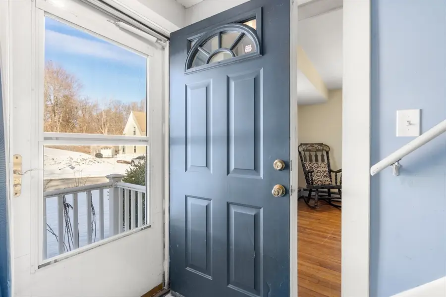 17 Lincoln Ave, Millbury, MA 01527 - Image #3