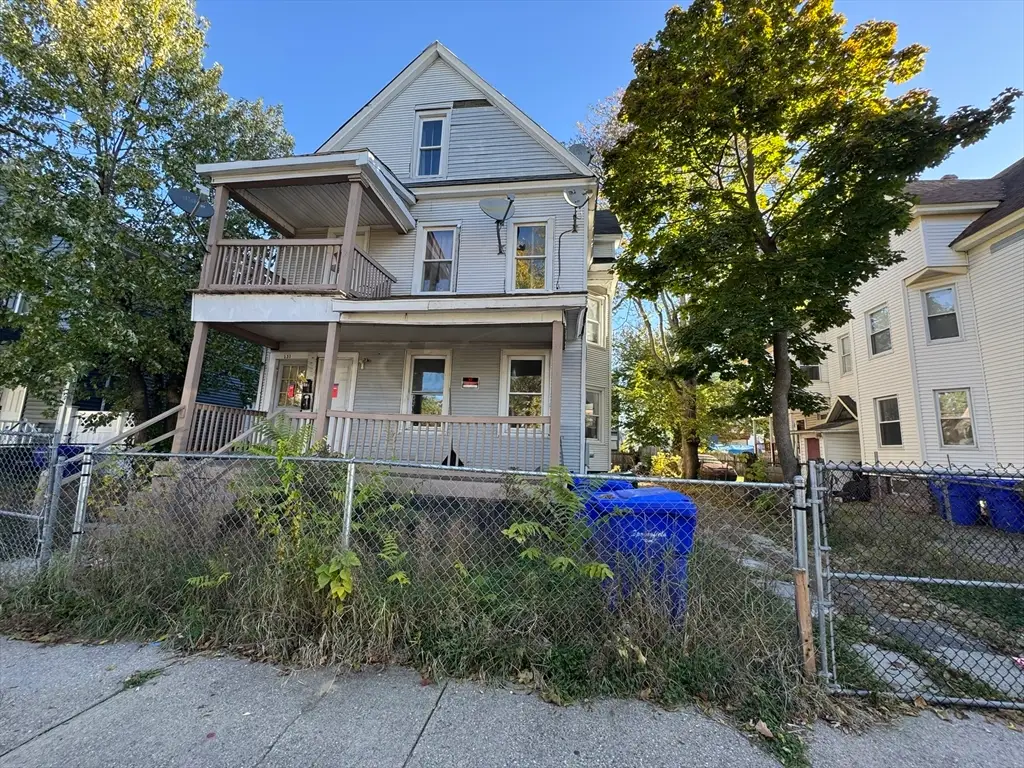 131 College St, Springfield, MA 01109 - Image #1