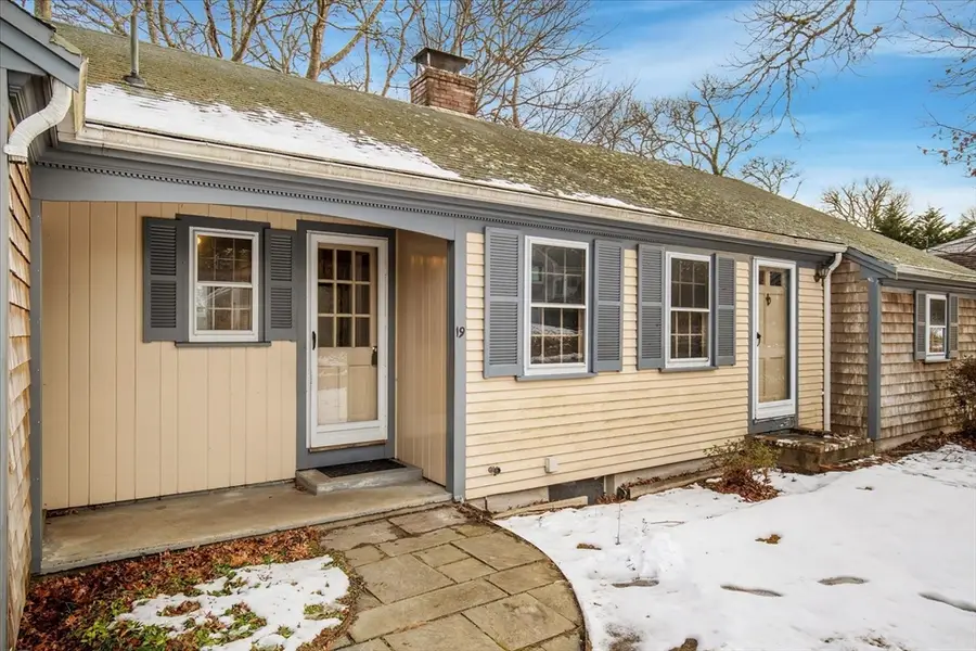 19 Larkin Ln, Harwich, MA 02645 - Image #2
