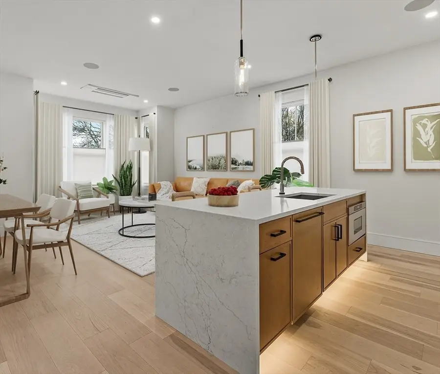 327 Alewife Brook Pkwy #B, Somerville, MA 02144 - #2