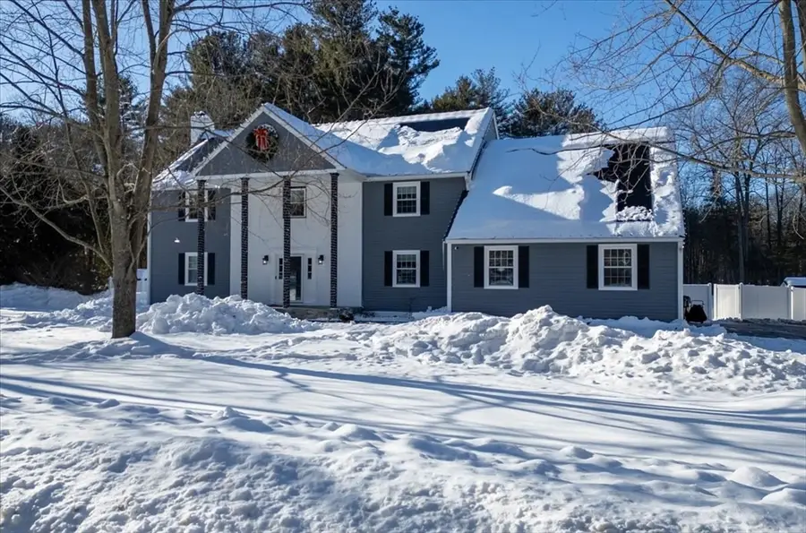 62 Hawkins Ln, Marlborough, MA 01752 - Image #2