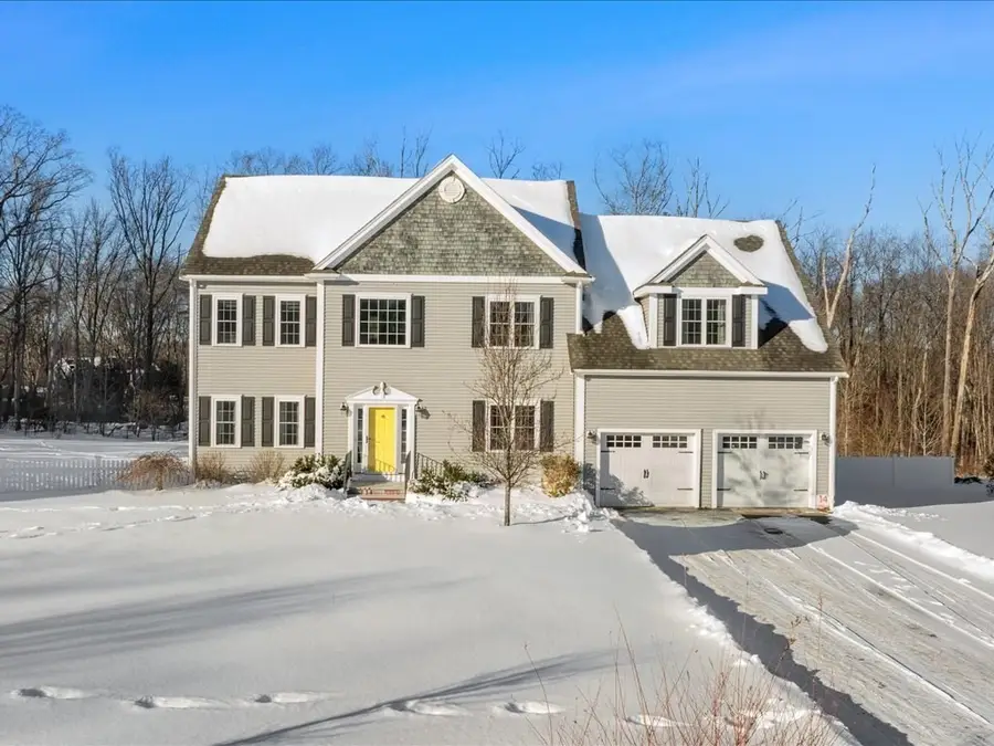 14 Teresa Dr, Millis, MA 02054 - Image #2