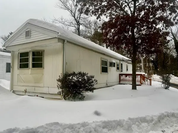 214 Wasington St #16, Norwell, MA 02061