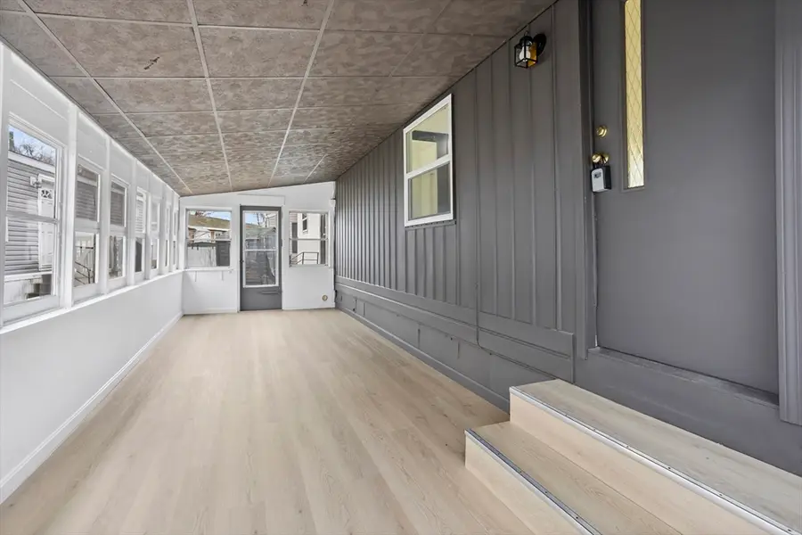 557 Sw Cutoff #35, Auburn, MA 01501 - Image #3