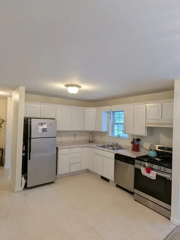 14 Robey Street #14, Boston, MA 02119 - Image #3