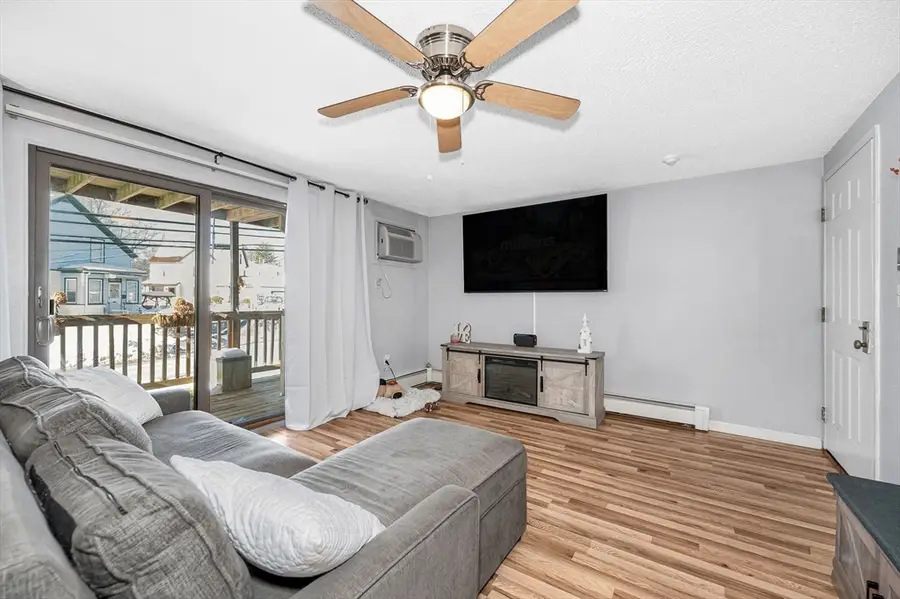 175 Willard St #9, Lowell, MA 01850 - #2