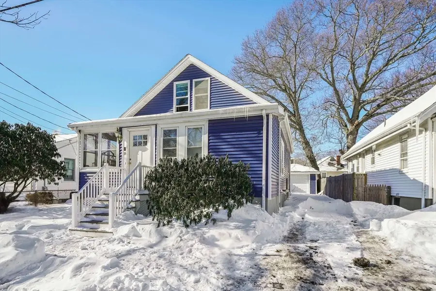 19 Utica St, Quincy, MA 02169 - Image #2