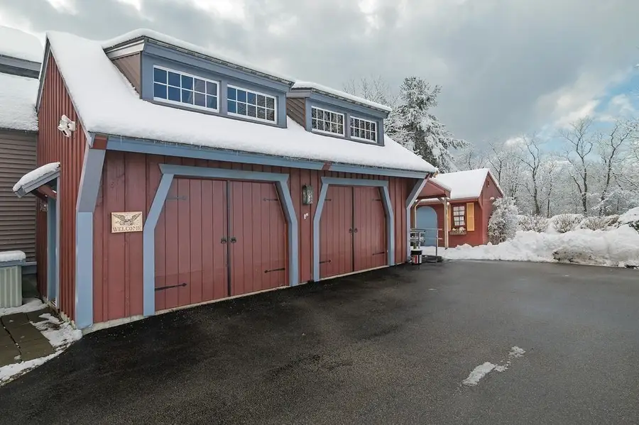 82 Lester Ln, Weymouth, MA 02188 - Image #3