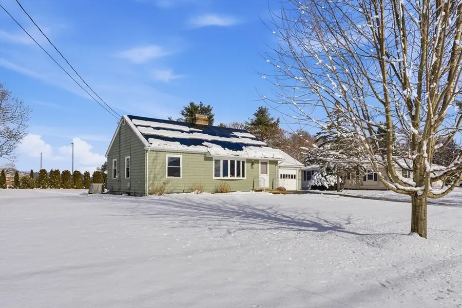 750 Amostown Road, West Springfield, MA 01089 - Image #3