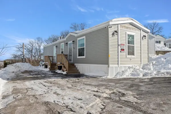 161 Newbury St #32, Peabody, MA 01960