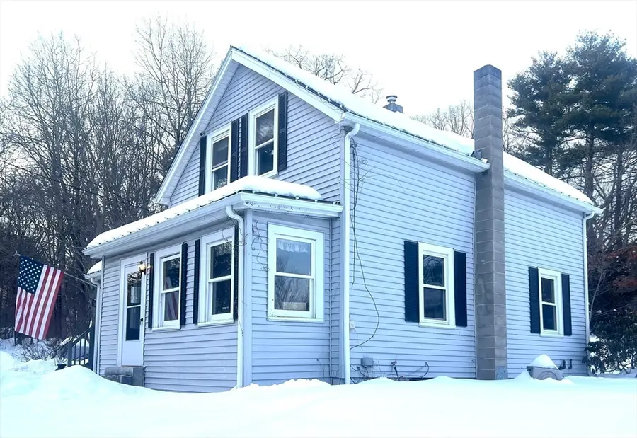 251 Union St, Northbridge, MA 01588 - #2