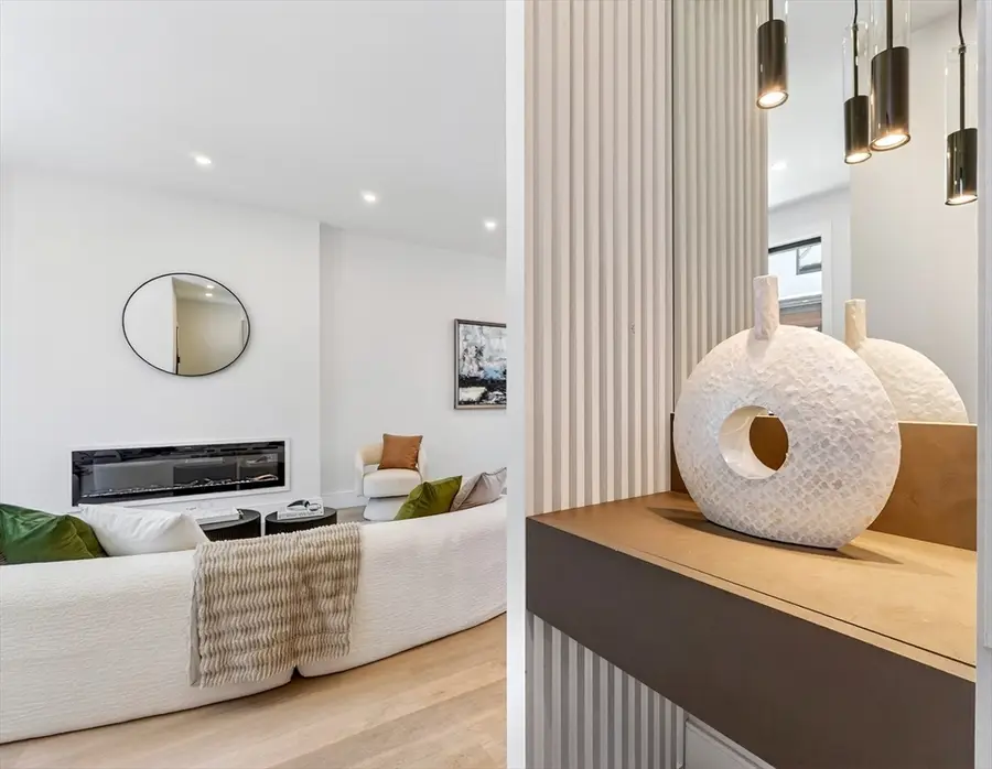 14 Pennsylvania Ave #14, Newton, MA 02461 - Image #3