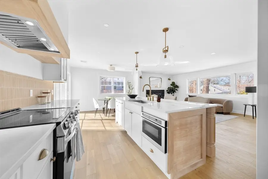 29 Chief Justice Cushing, Hingham, MA 02043 - #3