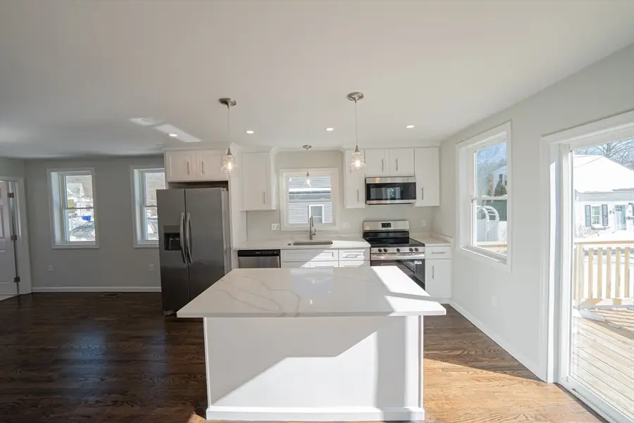 21 Liberty Court, Rockland, MA 02370 - #3