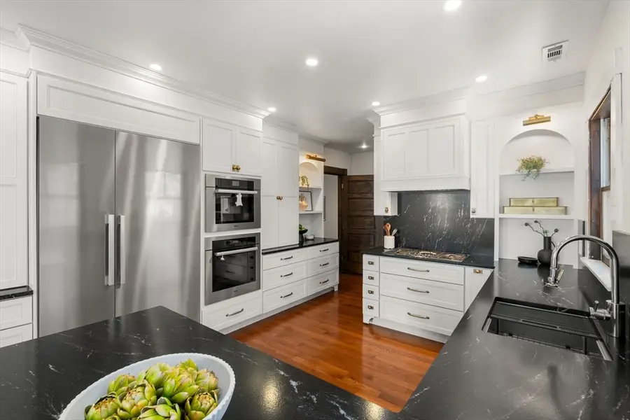 16 Prescott St, Newton, MA 02460 - Image #3