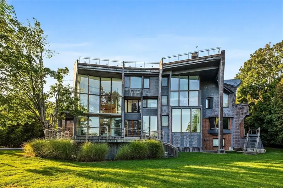 55 Leicester St, Brookline, MA 02445 - Image #2