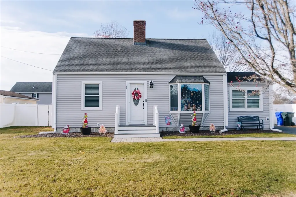 22 Amanda St, Springfield, MA 01118 - Image #1