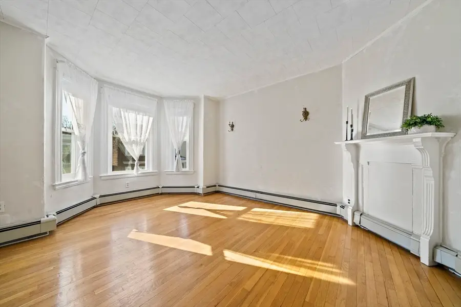 500 East 6th St, Boston, MA 02127 - #3