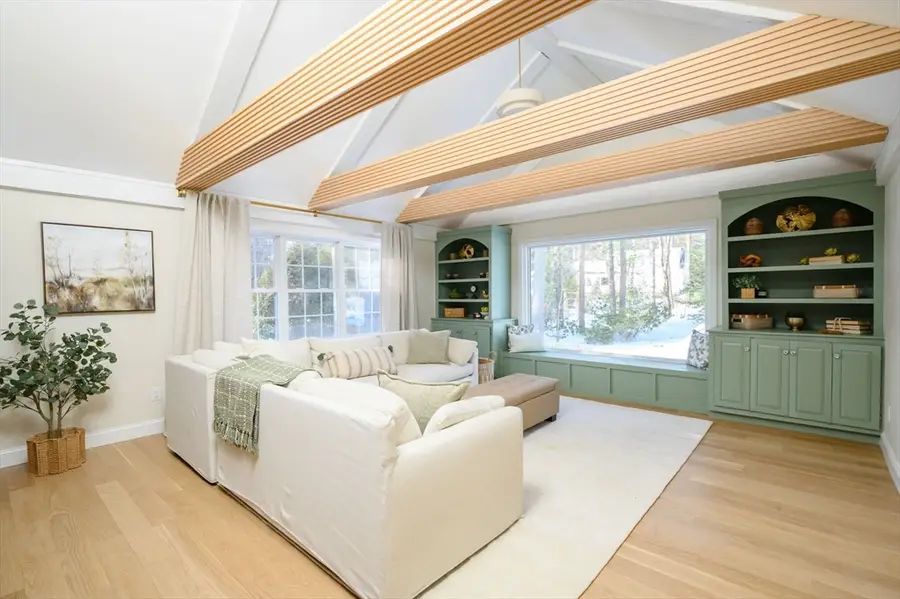 19 Accord Pond Dr, Hingham, MA 02043 - #3