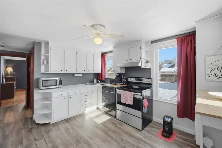 45 Canterbury St, Ludlow, MA 01056 - #3