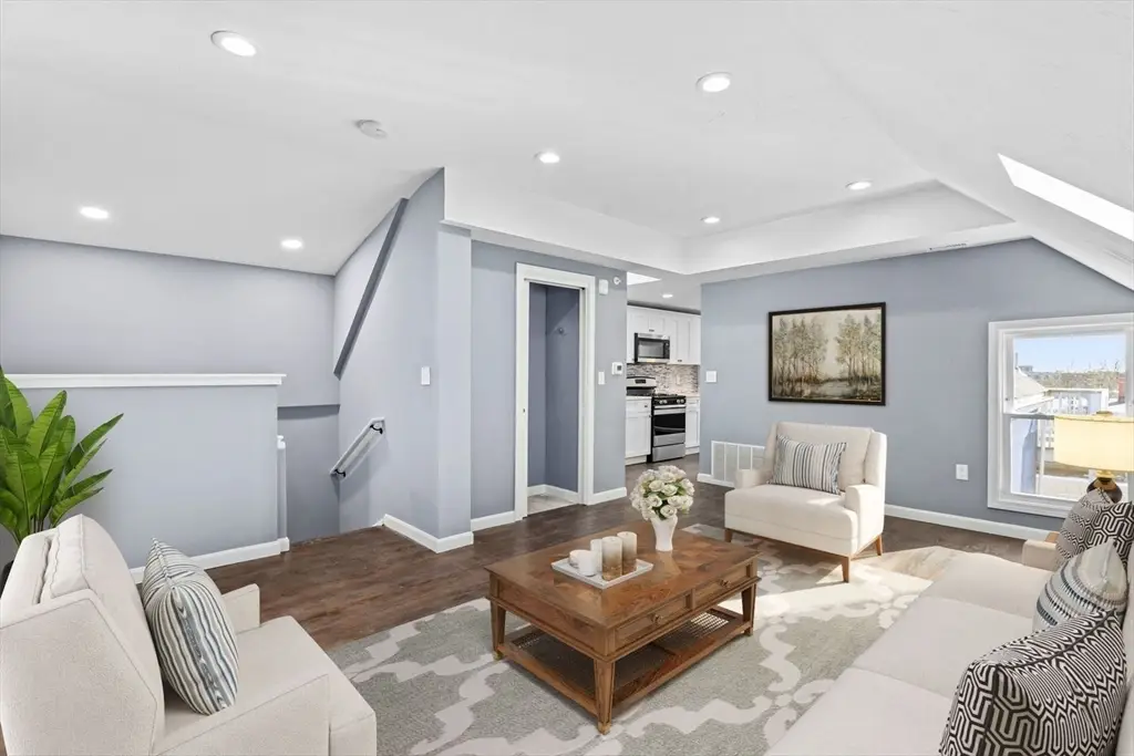 167 Lexington St #3, Boston, MA 02128 - Image #1