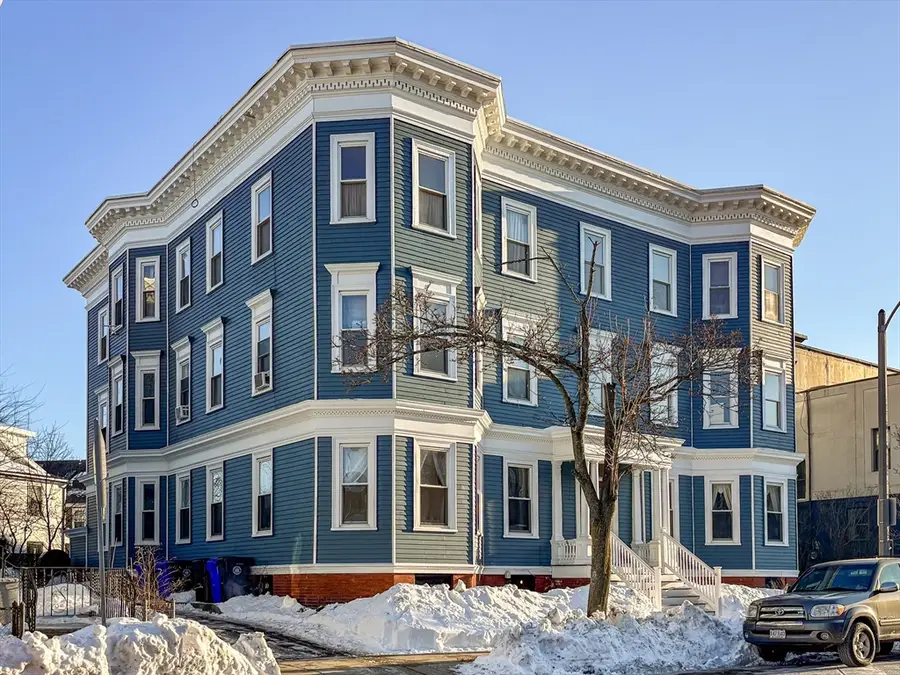 15 Medford St #4, Arlington, MA 02474 - Image #2