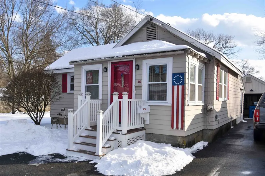 36 Briarwood Ave, Billerica, MA 01821 - #2