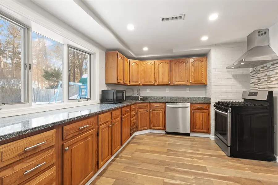 24 Algonquin Rd, Chelmsford, MA 01824 - Image #3