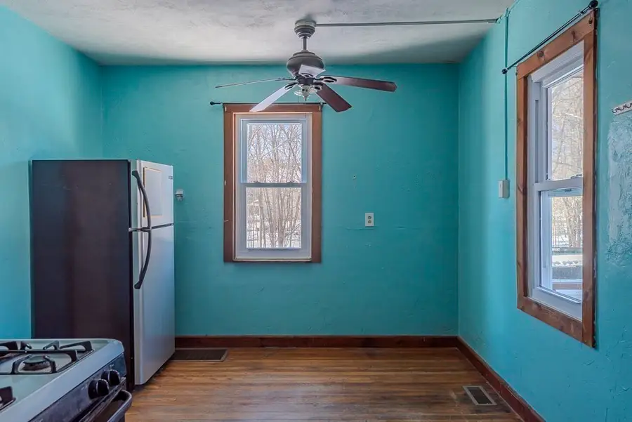 1004 S Franklin St, Holbrook, MA 02343 - #2