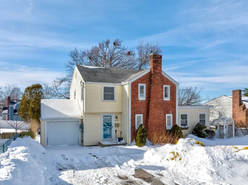 865 E Squantum St, Quincy, MA 02171 - Image #1