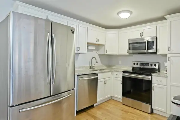 165-R Chestnut St #2, Foxboro, MA 02035